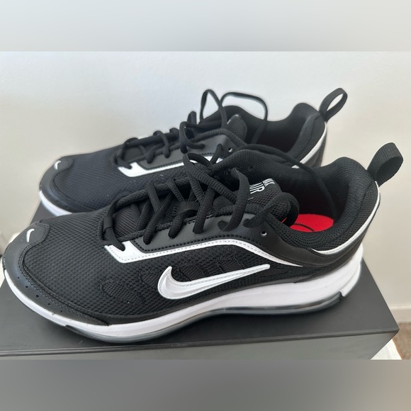 Nike Air Max AP brand new - Picture 3 of 6